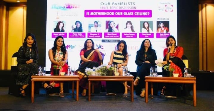 Panel Discussion with Kiran Manral, Mansi Joshi, Rakhee Vaswani,
Mansi Zaveri, the founders of IBM along with the Moderator Sonia Kulkarni.