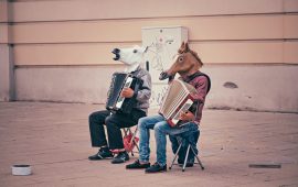 Strange habits of popular artists and what we learnt from them!