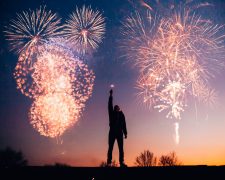 Top 5 minimalist festive looks you should try