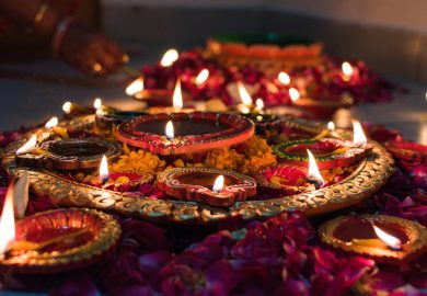 Eco-friendly ways to decorate your home this Diwali!