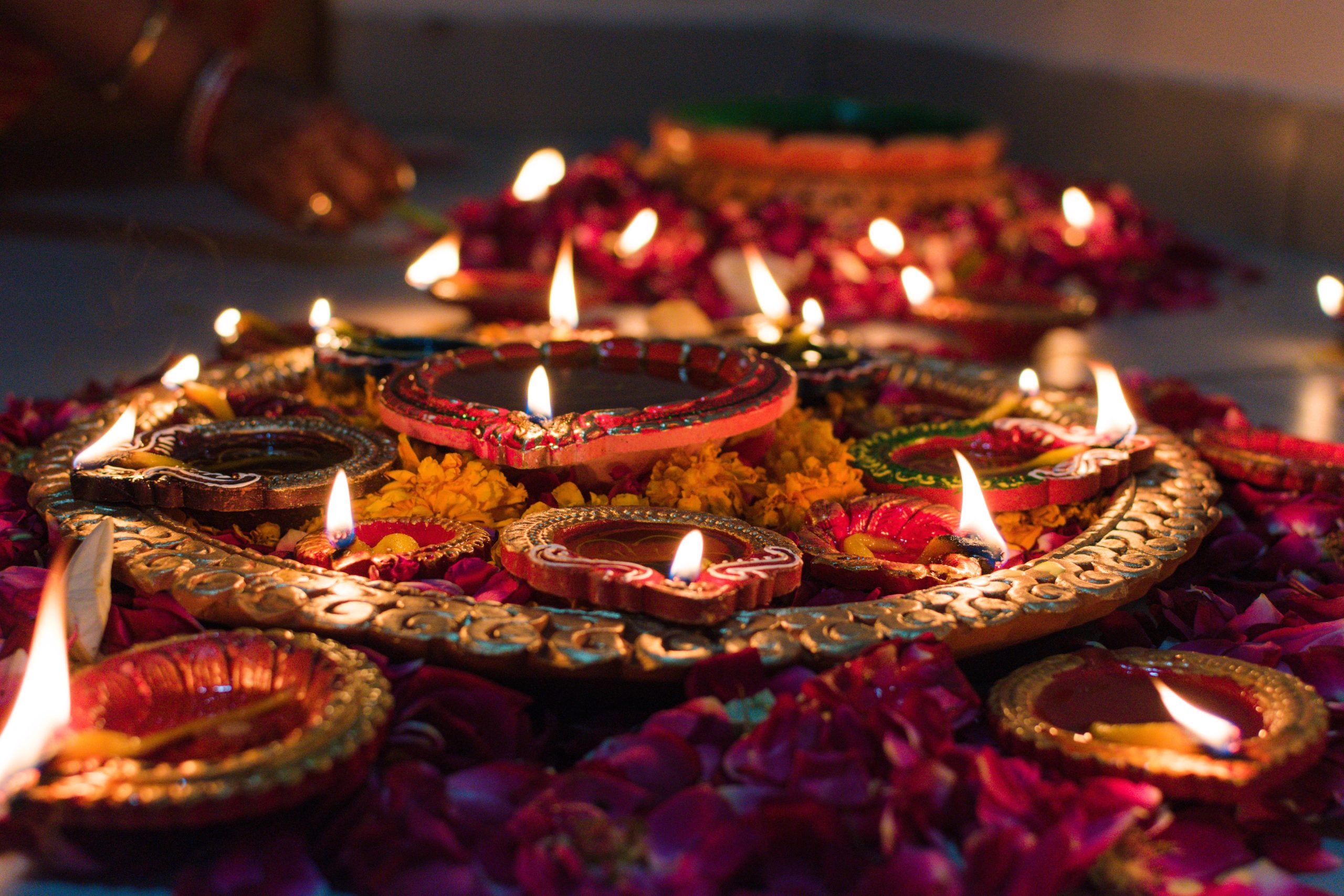 Eco-friendly ways to decorate your home this Diwali!