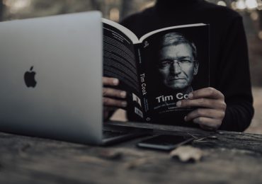 Writing a Biography: 6 Tips for Writers