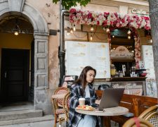 How are Digital Nomads losing their sheen as they work from anywhere?