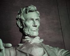 Did Abraham Lincoln actually bring change to the world in 2 minutes?