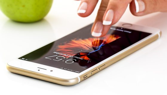 4 best low-cost camera smartphones